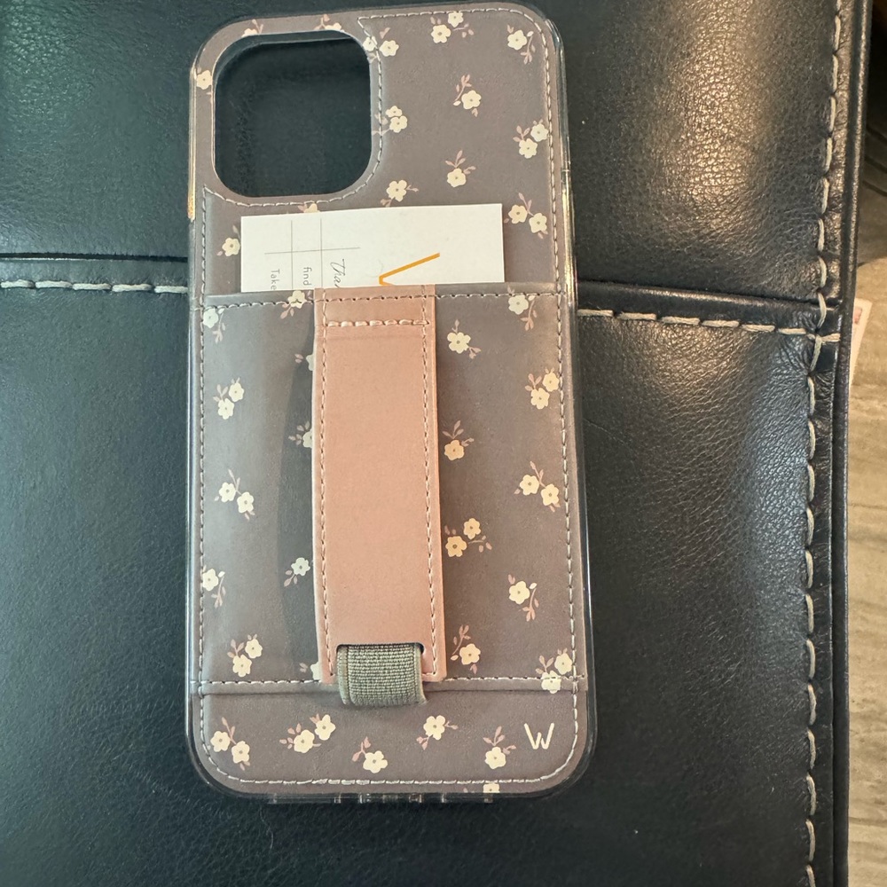 Like New Walli Case for a Apple Pro Max 12.